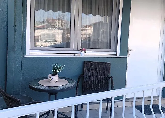 Apartament Vatan *